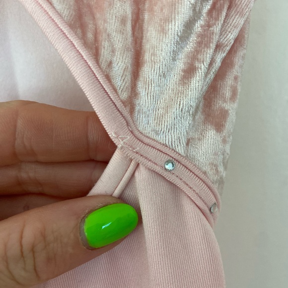 Bloch girls velour ballet leotard with skirt, size 4-6 - Picture 4 of 4